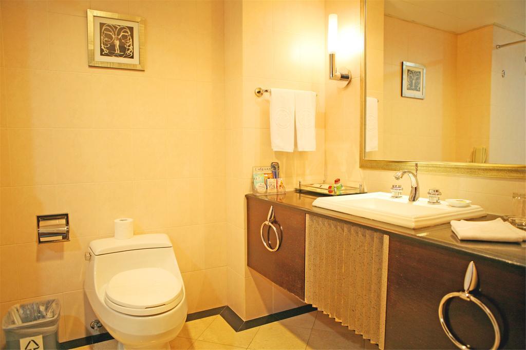 Guangzhou Hotel Beijing Room photo